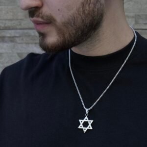 Alternative view of שרשרת מגן דוד גדולה - כסף