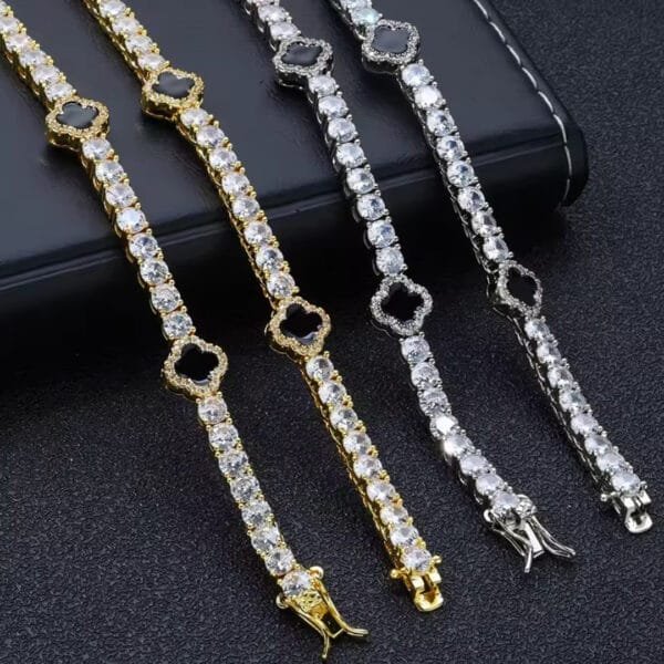 צמידי תלתן טניס זהב וכסף צמידי תלתן טניס זהב וכסף