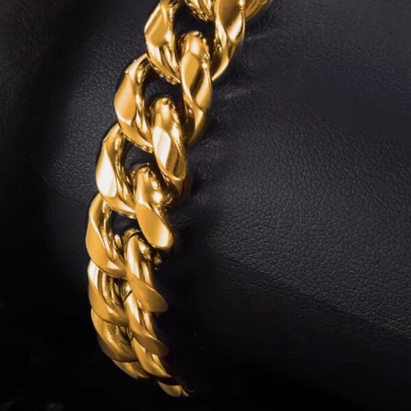 צמיד מארק זהב 6 צמיד מארק זהב 6