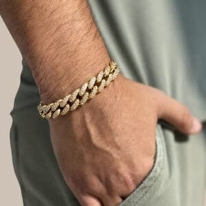 Alternative view of צמיד קובני יוקרתי ונוצץ - זהב